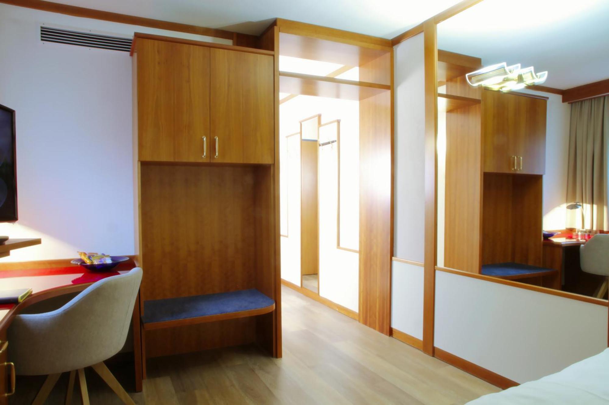 Comfort Single Room